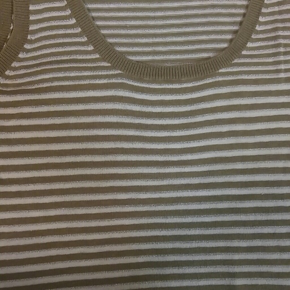 Sleeveless sweater/tank top - Picture 3 of 3